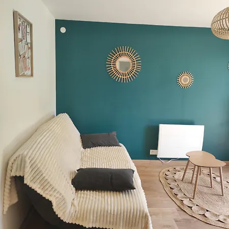 Appartement A La Campagne Saint-Georges-de-Luzençon Buitenkant foto